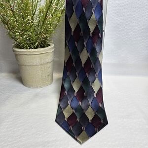Cocktail Colors Geometric Pattern Mens Silk Tie, Jeweltone Colors EUC